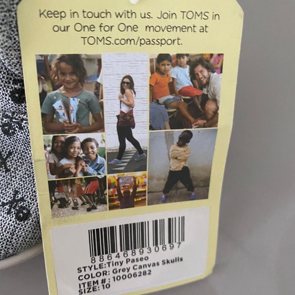Bnwt Boys Toms - Picture 2 of 5